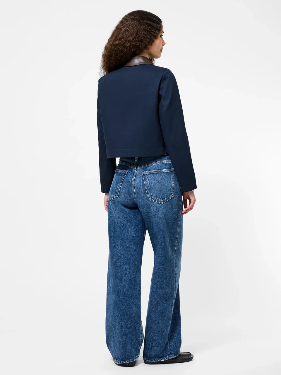 Contrast Trim Two Pocket Jacket - Image 5