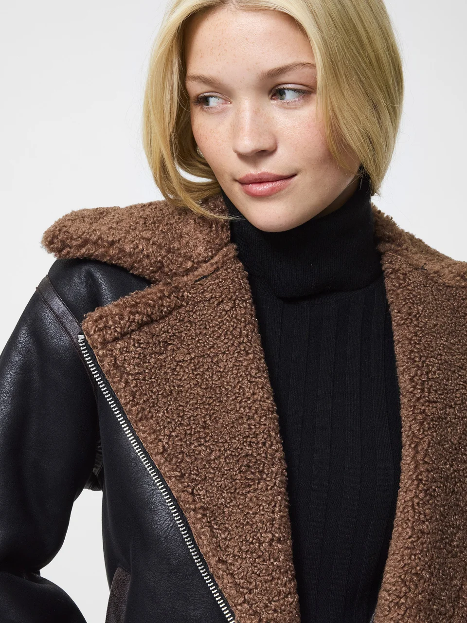 Vegan Shearling Zip Up Jacket - Image 4